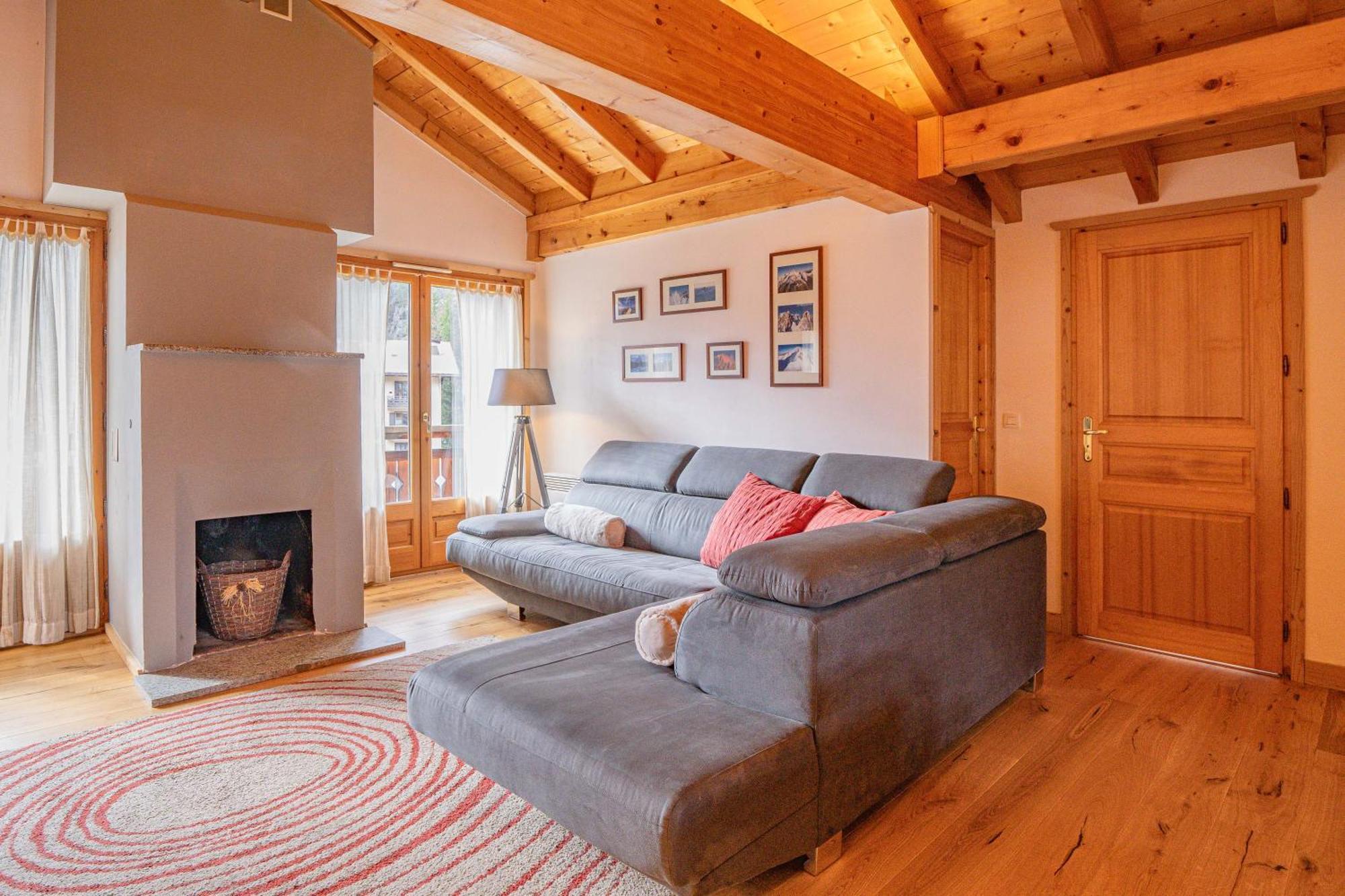 Apartment Capucin - A 3 Bedroom Chamonix Mountain Loft Dış mekan fotoğraf